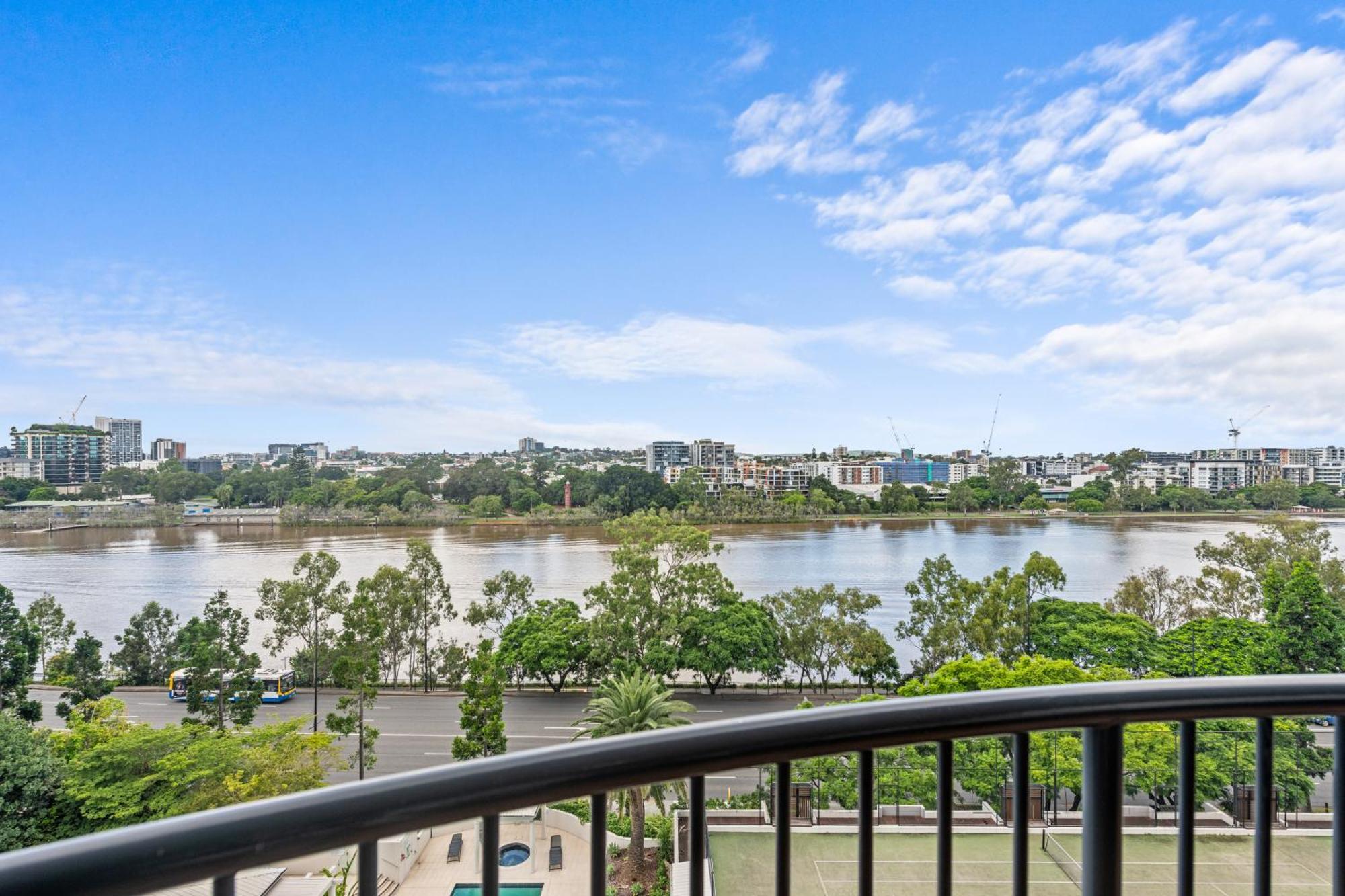 The Oasis Apartments Brisbane Buitenkant foto