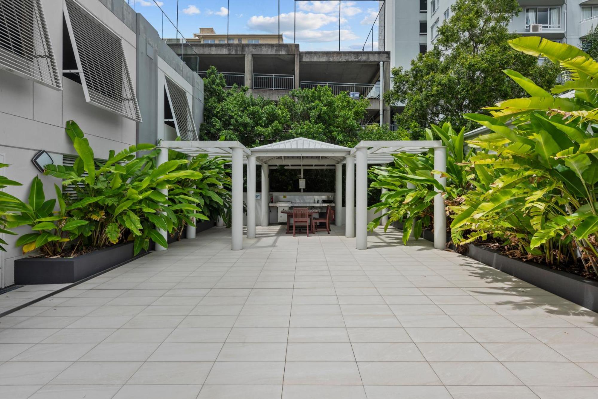 The Oasis Apartments Brisbane Buitenkant foto