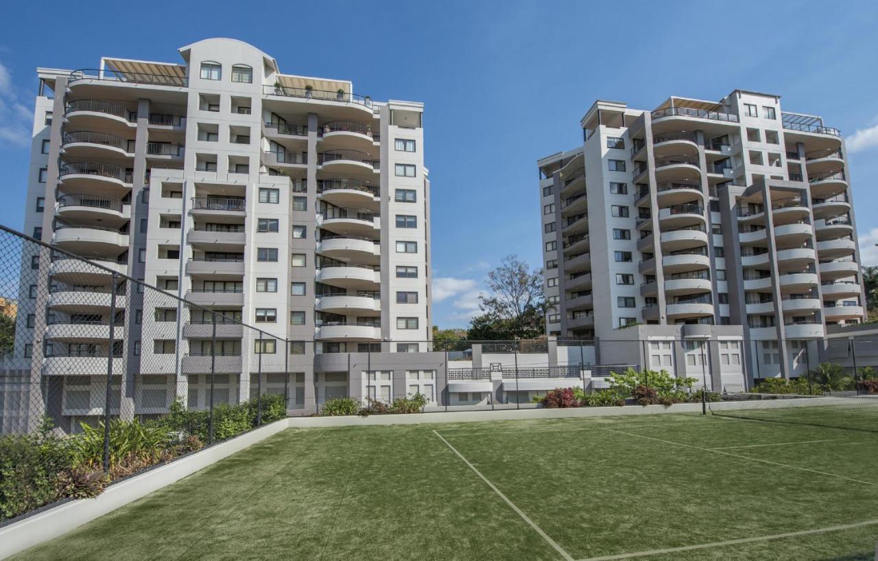 The Oasis Apartments Brisbane Buitenkant foto